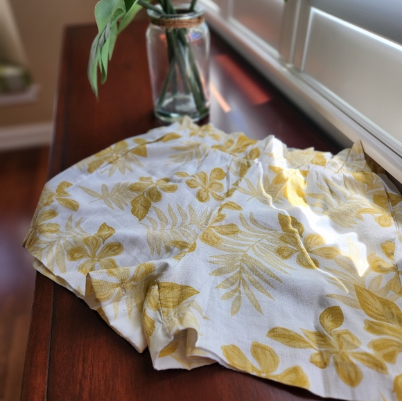 Mahina Dress Shorts - Picture 3 of 6